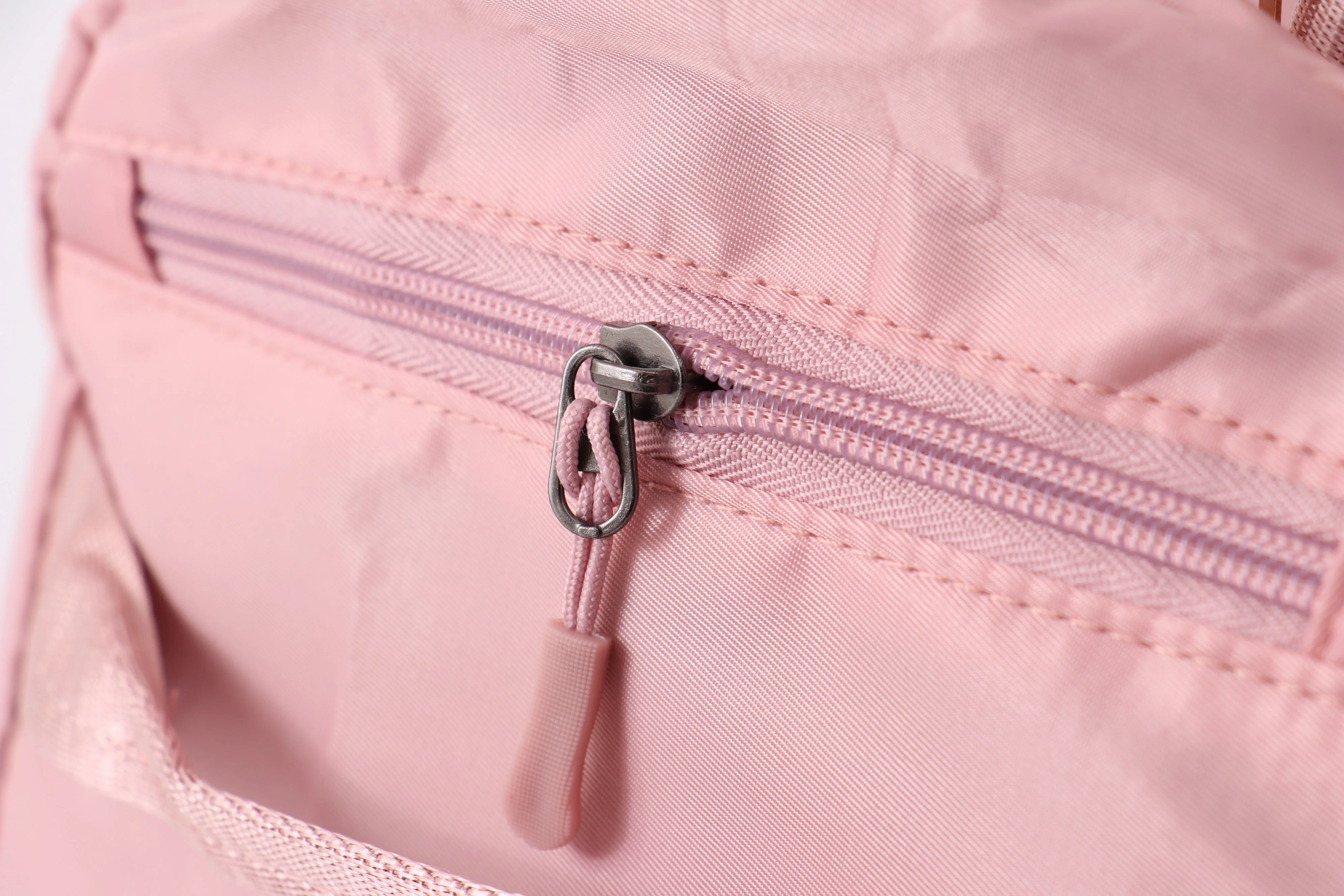 Pink gym bag (bag only) - Image 7