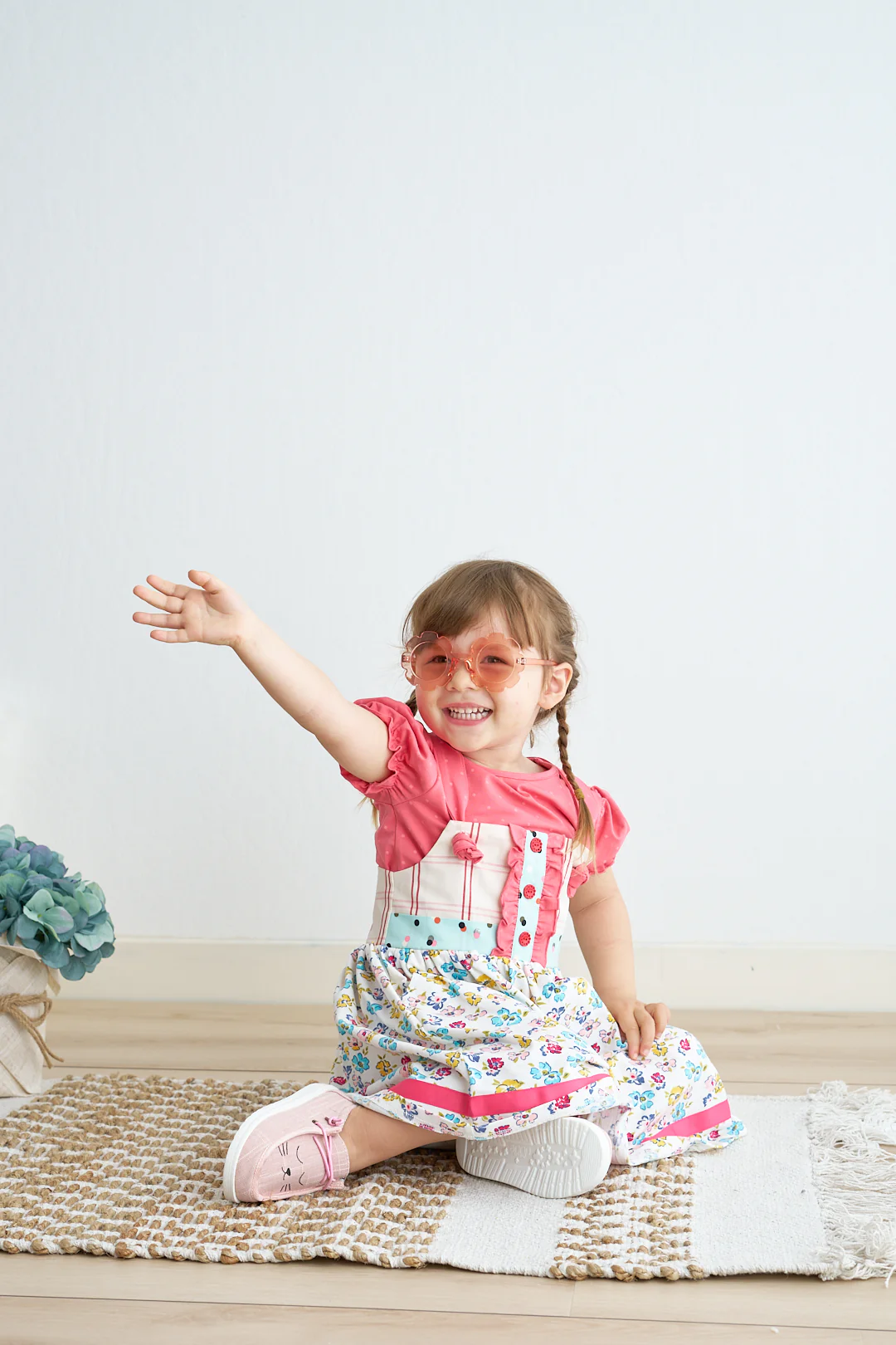 Platinum floral print strap girl dress - Image 4